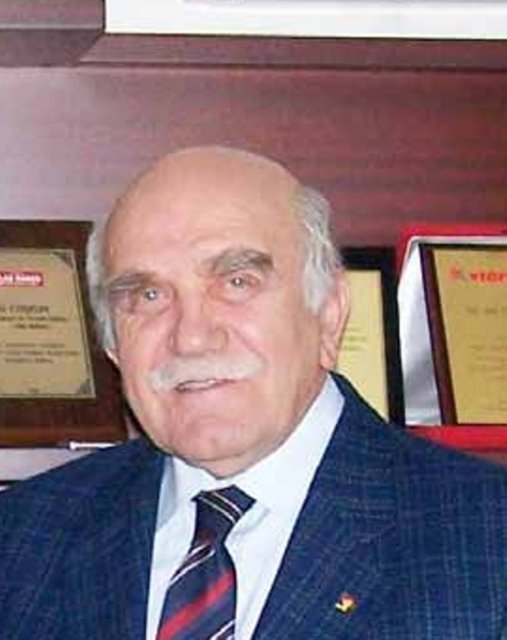 Sanayi ve Ticaret BakanıAli Coşkun - 58. hükümette Sanayi ve Ticaret Bakanlığı görevi yapmıştır. 