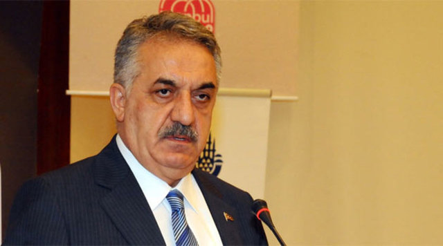 Gümrük ve Ticaret BakanıHayati Yazıcı  - 22 Temmuz 2007 günü yapılan genel seçimlerde yeniden İstanbul milletvekili seçilerek Parlamentoya giren Yazıcı, 60'ıncı Hükümet'te Devlet Bakanı ve Başbakan Yardımcılığı görevini üstlenmiştir. 61. hükümette ise Gümrük ve Ticaret Bakanlığı görevi üstlendi. 