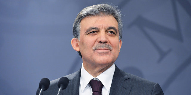 Dışişleri BakanıAbdullah Gül - 18 Kasım 2002'de Başbakan olarak Türkiye Cumhuriyeti'nin 58. Hükümeti'ni kurduktan sonraki 59. hükümette Dışişleri Bakanı olarak görevine devam etti. 