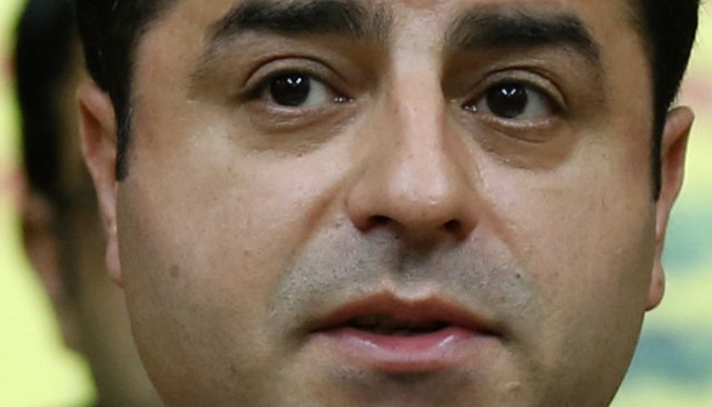 HDP Eş Başkanı Selahattin Demirtaş