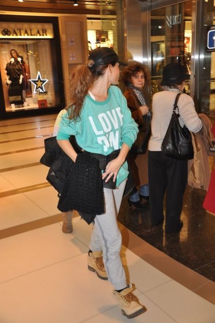 YOLANTHE CABAU