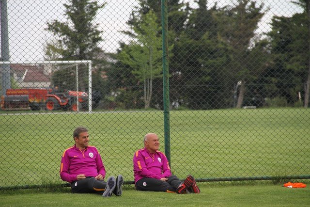 Sarı-kırmızılı takımdan ayrıldıktan sonra İstanbulspor, Alanyaspor, Yozgatspor, Konyaspor'da top koşturdu. 2004'te Beylerbeyi'nde futbolculuk kariyerini sonlandırdı.