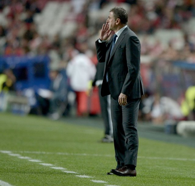 TEK İSTEMEYEN ÖZBEK'MİŞ! - Hamza Hamzaoğlu göreve gelirken yaşanan ilginç bir olay, ayrılık sonrası gün yüzüne çıktı.