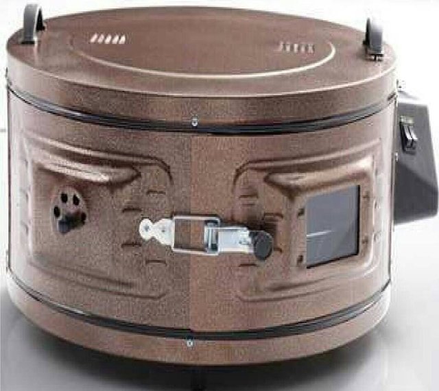 O bir fırın. Üstelik hala onun lezzetinde pişirilen börek yok. Sadece 80'lerde yaşayanlar bu tadı anlayabilir. 