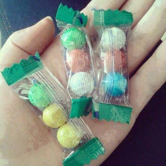 Cingöz sakızlar... Üçü de aynı tattaydı ama üçünden de farklı tat alınırdı. 