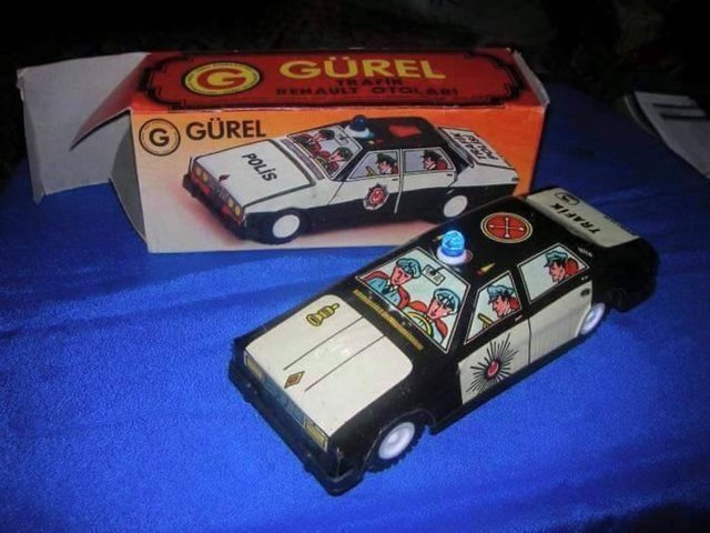 Bu arabayı alabilmek için ne kadar çocuk göz yaşı döktü! 