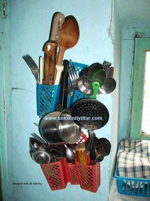 Mutfakta anneler inanılmaz ev eşyaları yaratır, her alan kullanışlı hale getirilirdi. 