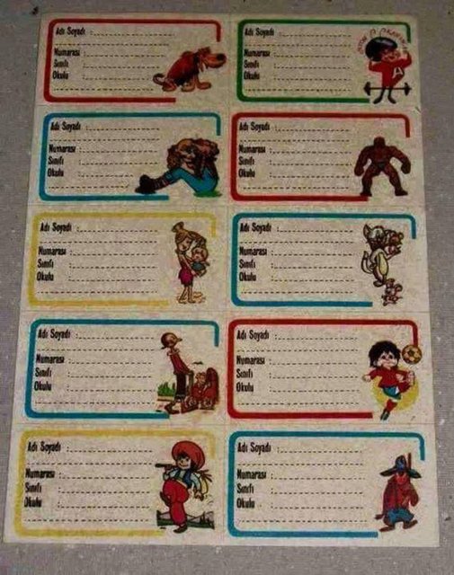 Kitap defter kaplanır üzerine bu etiketler yapıştırılırdı. 