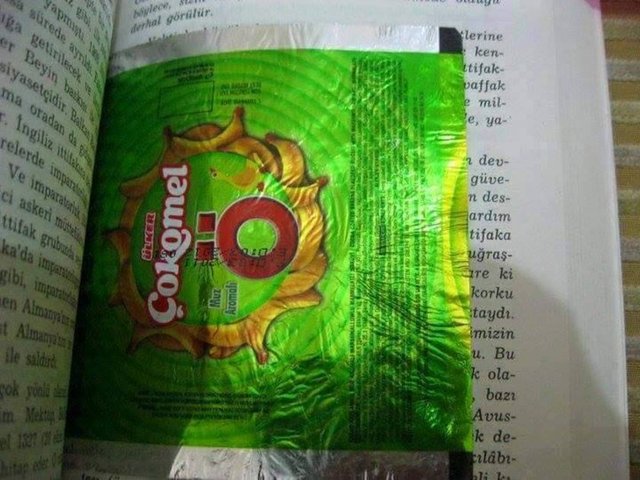 Bu çikolatalar sadece yenmiyor etinden sütünden yararlanılıyordu. Ne evlenme teklifleri bu jelatinlerle yapıldı. 