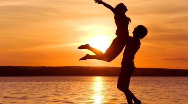 Aşk için en doğru zamanı herkes bilmek ister. Peki sizin aşk ayınız ne zaman?