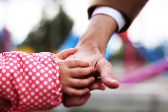 18 yaşını tamamlayanlar, anne babaları ölmüş olsa bile, kardeşleriyle  soy bağını gösterir tıbbi rapor ibraz etmeleri halinde, başka bir belge  istenmeden tescil işlemleri yapılacak.