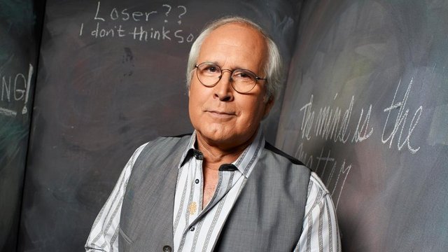   - 6- Chevy Chase (50 milyon dolar) - 8 Ekim 1943 New York doğumlu ABD'li sinema oyuncusu Chevy Chase,  ününü Amerika'da National Lampoon serisi ile kazandı.