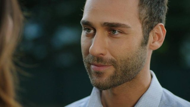 Acı Aşk yakında Show TV'de başlıyor