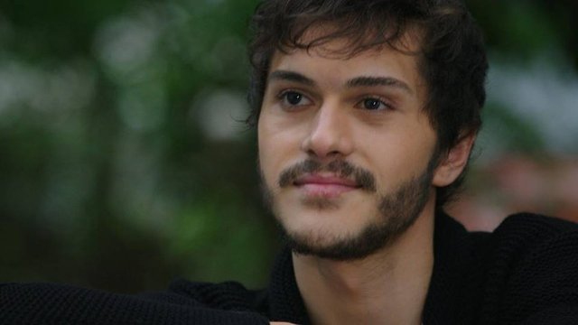 Acı Aşk yakında Show TV'de başlıyor