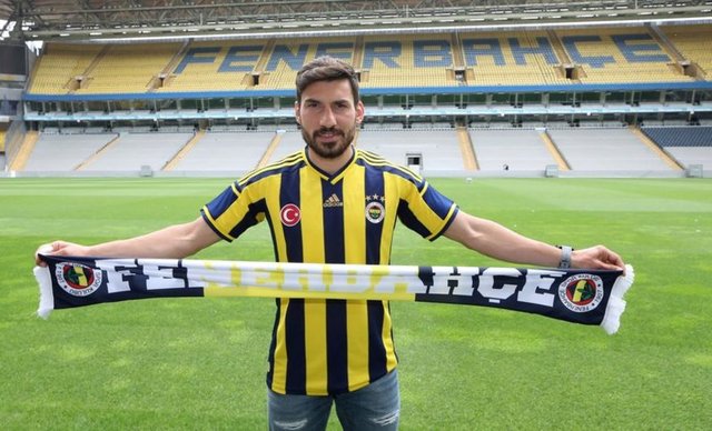 9- Şener Özbayraklı Güncel Piyasa Değeri: 6,00 milyon €Artış: +3,70 milyon €