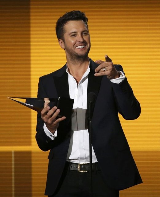 Erkek country sanatçısı: Luke Bryan