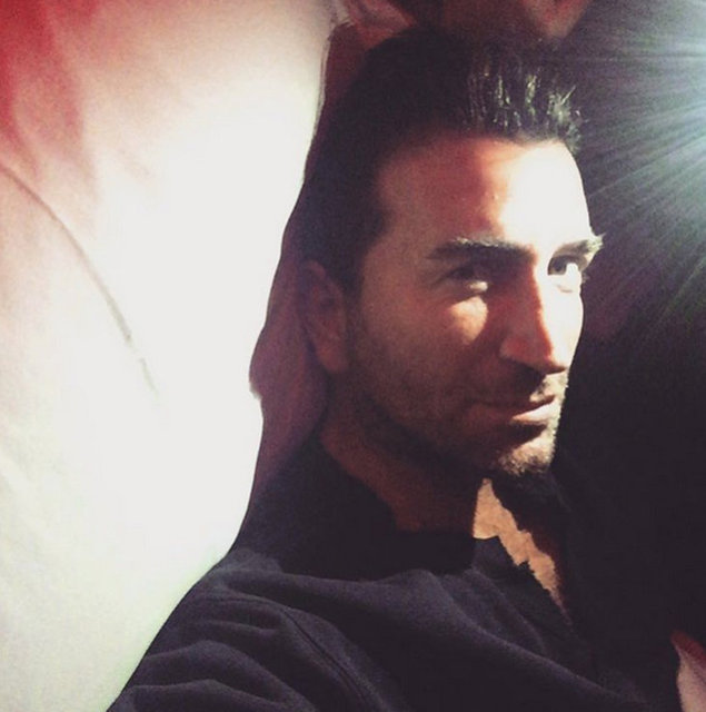 NİHAT ODABAŞIYatacak surat var mu bu adamda