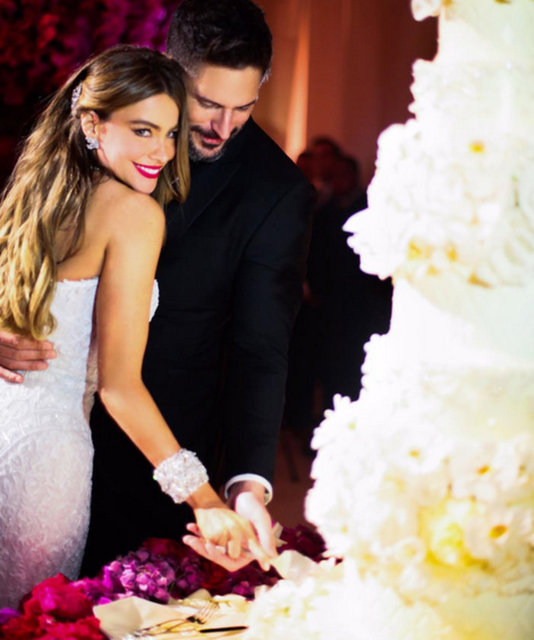 Vergara, düğünden renkli kareleri Instagram'dan paylaştı.