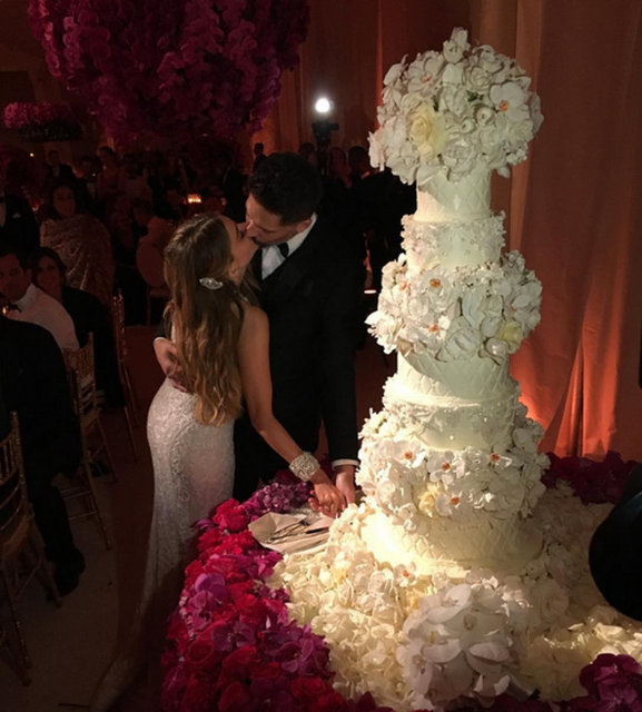 Modern Family adlı diziyle kariyerinde yeni bir dönemece giren Sofia Vergara ile bir süredir birlikte olduğu Joe Manganiello dünyaevine girdi.