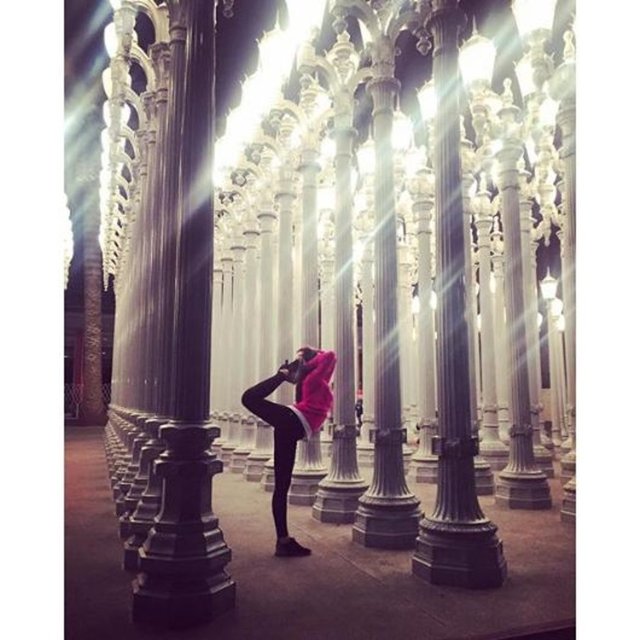 TUVANA TÜRKAY - Los Angeles