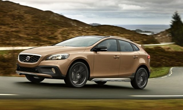 45 Volvo V40 Cross Country 1.6 115HPYakıt tipi: DizelOrtalama yakıt Tüketimi(100km): 4.6 litre