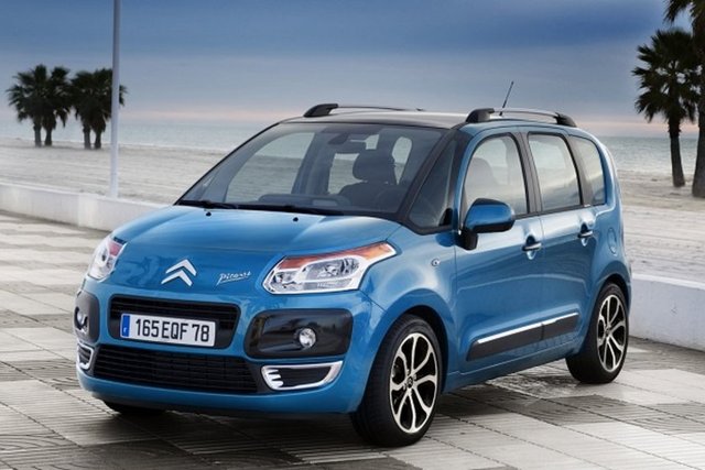 60 Citroen C3 1.6 Picasso EHDI 92HPYakıt tipi: DizelOrtalama yakıt Tüketimi(100km): 4.8 litre