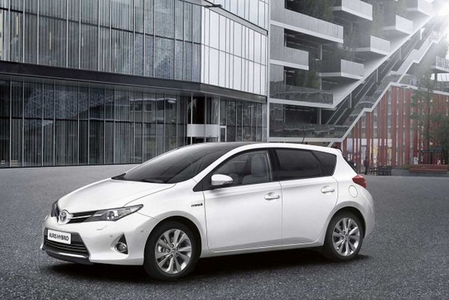 34 Toyota Auris 1.4 D-4D 90HPYakıt tipi: DizelOrtalama yakıt Tüketimi(100km): 4.6 litre