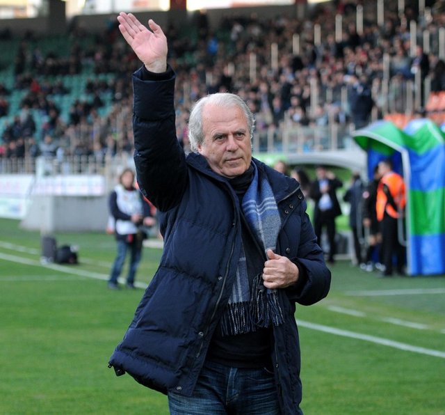 Galatasaray'da 3. Mustafa Denizli dönemi başlarken zirvenin detayları da merak ediliyordu.  