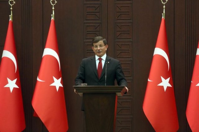 Woodrow Wilson Kamu Hizmeti Ödülü (2010), AMSS UK Building Bridges Ödülü (2010), Uluslararası Hümanistler Ligi 21. Yüzyılın Lideri Ödülü (2012) ve Makedonya Dostluk Ödülü (2012) gibi ödüller başta olmak üzere bir çok ödül aldı. 2002 yılının Kasım ayında Başbakan Dışişleri Başdanışmanlığı görevine atandı ve 2009 yılının Mayıs ayına kadar Başbakan Başdanışmanlığı görevini sürdürdü.