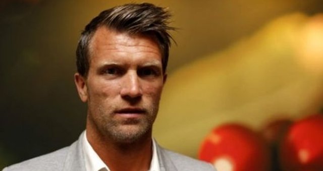 Fredrik Risp: 2007 yılında parasını alamadığı gerekçesiyle Trabzonspor'u terk eden oyuncu, kulübü UEFA'ya şikayet etmişti.