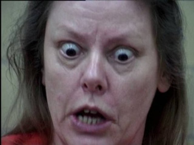 Aileen Wuornos (1956-2002)1989-1990 yılları arasında cinsel ilişkiye girdiği bazı kişileri öldürdüğü, ve cesetlerini ormanda sakladığı ortaya çıkmıştır.