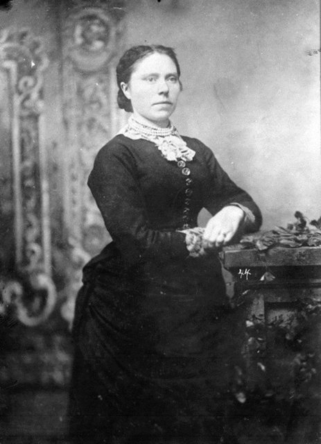 Belle Guinness (1859-1931)Kendine aşık ettiği adamları öldürerek hayat sigortasından para toplayan ve öldürdüğü adamların mallarını çalan Gunness 10 yıl içinde 20'den fazla insanı öldürmüştür.