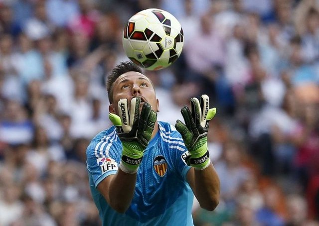 Diego Alves (Valencia) Puan: 83