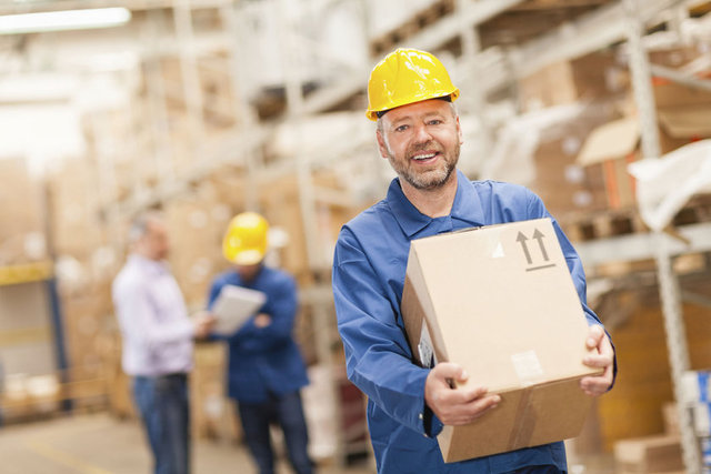 Niteliksiz işçi-2010: 1.015 - 2015: 1.487