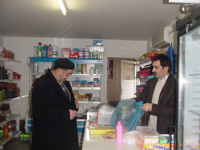 Bakkal çalışanı-2010: 1.065 -2015: 1.560