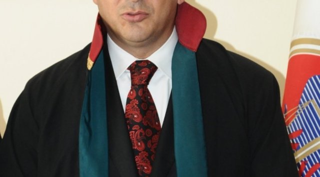 Avukat- 2010: 2.639-2015: 3.866