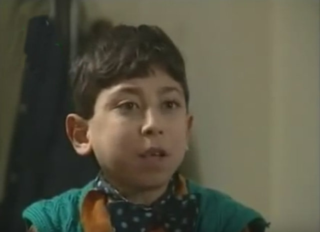 90'lı yıllarda Zıpçıktı filmindeki Cafer karakteriyle ünlü olan Şenol Coşkun'un hikayesi burkuyor.