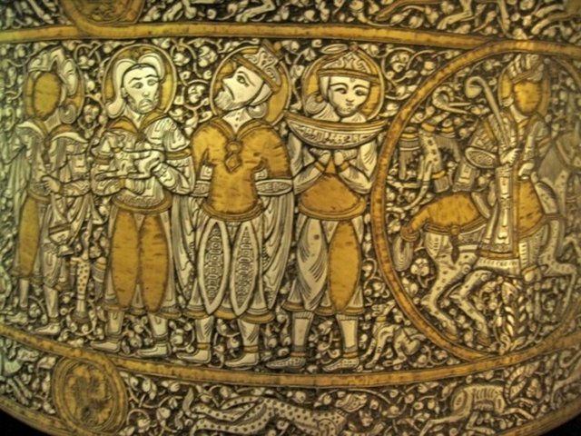 Diğer kölelerden bir sınıf yukarıda görülürler ve efendileri için savaşlara katılırlardı. Bir döneme korku salmış çok güçlü askerler olarak kabul edililerdi.