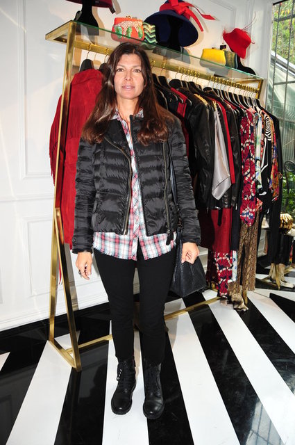 ZEYNEP ÜSTÜNEL