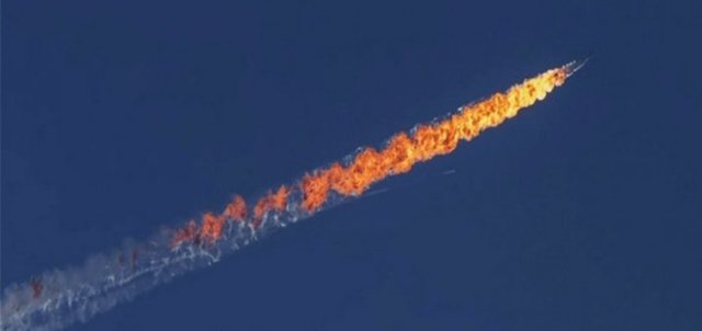 Kremlin Sözcüsü Dmitriy Peskov ilk olarak "Çok ciddi bir olay ama sonuç çıkarmak için erken" ifadesini kullandı.