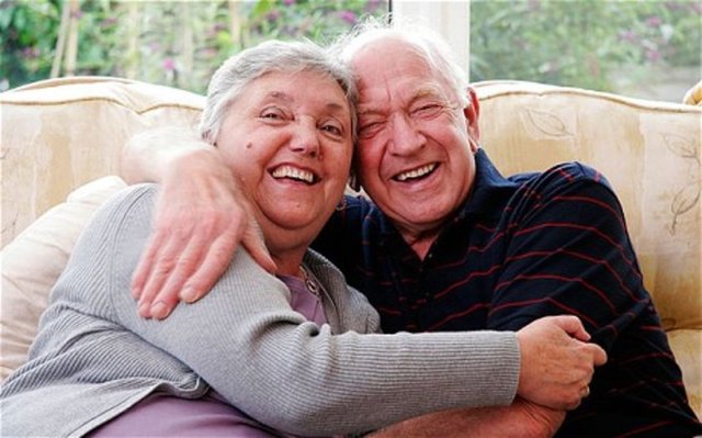 Araştırmalar sarılmanın hormonlar üzerinde immün düzenleyici olduğunu gösteriyor. Yani bağışıklık sistemini güçlendiriyor.