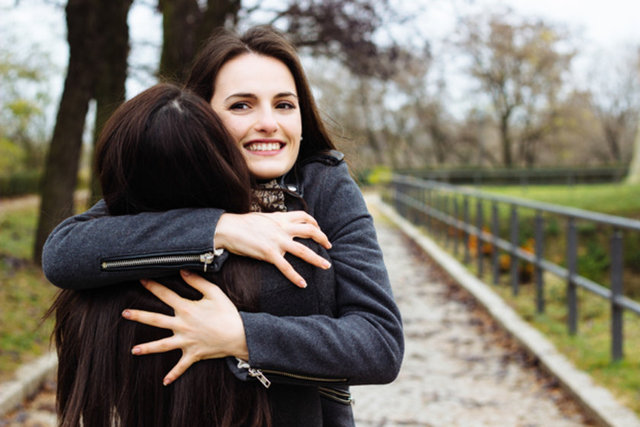 7. Stresle baş etme daha kolay olur ve gerginliğimiz azalır.