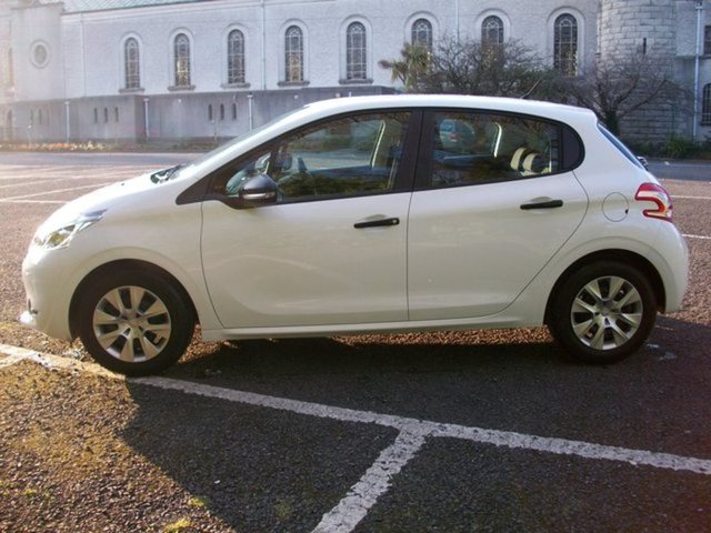 Peugeot 208 Access 1.2 Puretech 82HP
