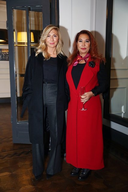 ARZU, MERVE DÜRÜST