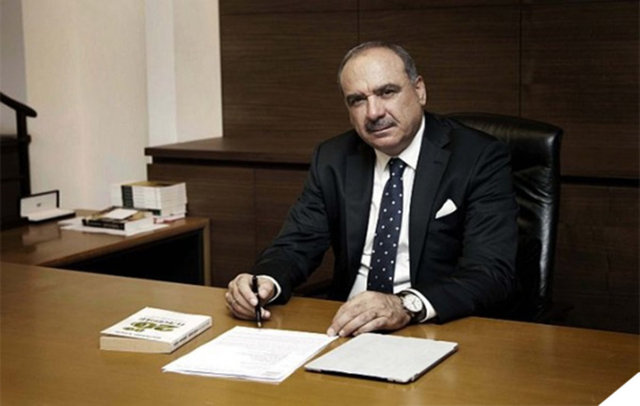 Vahap Küçük'ün oğlu Aykut Küçük  - YAŞ: 31 - KURDUĞU ŞİRKET: Nivak Group - Yaklaşık beş yıl önce kendi işini kurmaya karar verdi. Anne ve babasının isimlerinden türettiği Nivak şirketini hayata geçirdi. İnşaat ve mağaza için tasarımları yapıyor. Aynı zamanda catering işine de girdi.