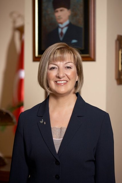 EBEVEYN: Şerife İnci Eren - GRUP: İnci Holding