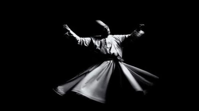 Kaderde sevmek var ama kavuşmak yok ise şayet, Olsun! Vuslata aşık gönül susmayada razı.