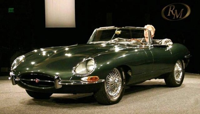 67 model Jaguar