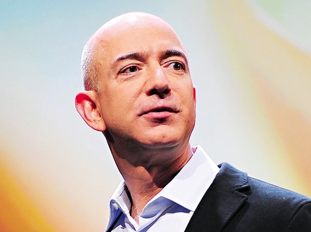 Amazon'un CEO'su Jeff Bezos