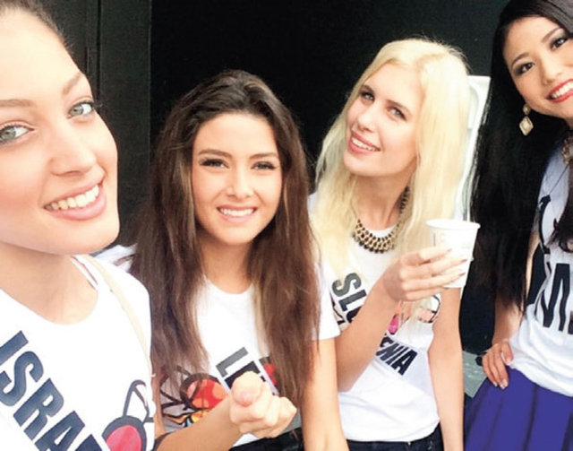 Yedinci ise Kainat Güzellik Yarışması güzelleri...